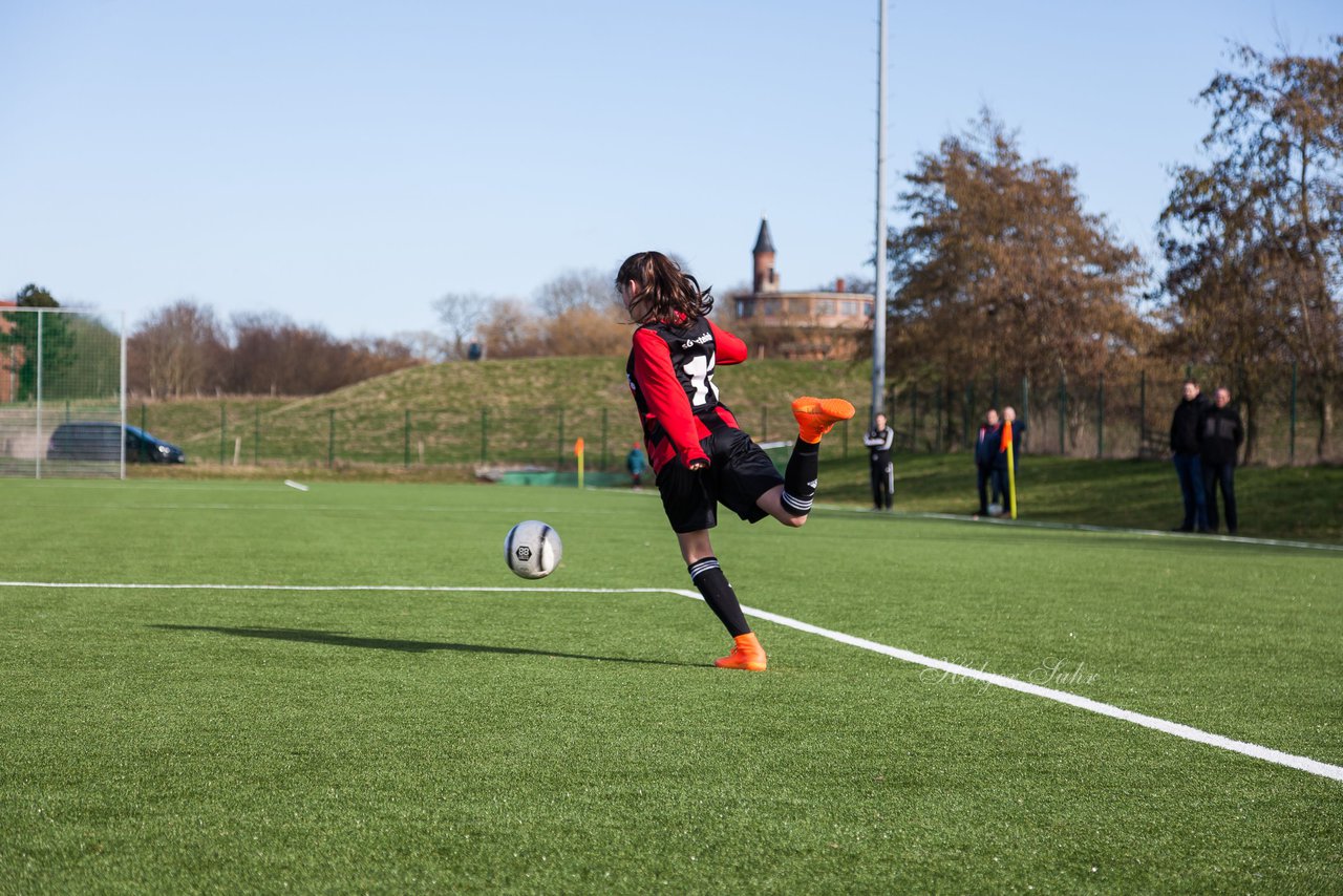 Bild 119 - B-Juniorinnen SG Weststeinburg/Bei - SV Fisia 03 : Ergebnis: 1:2